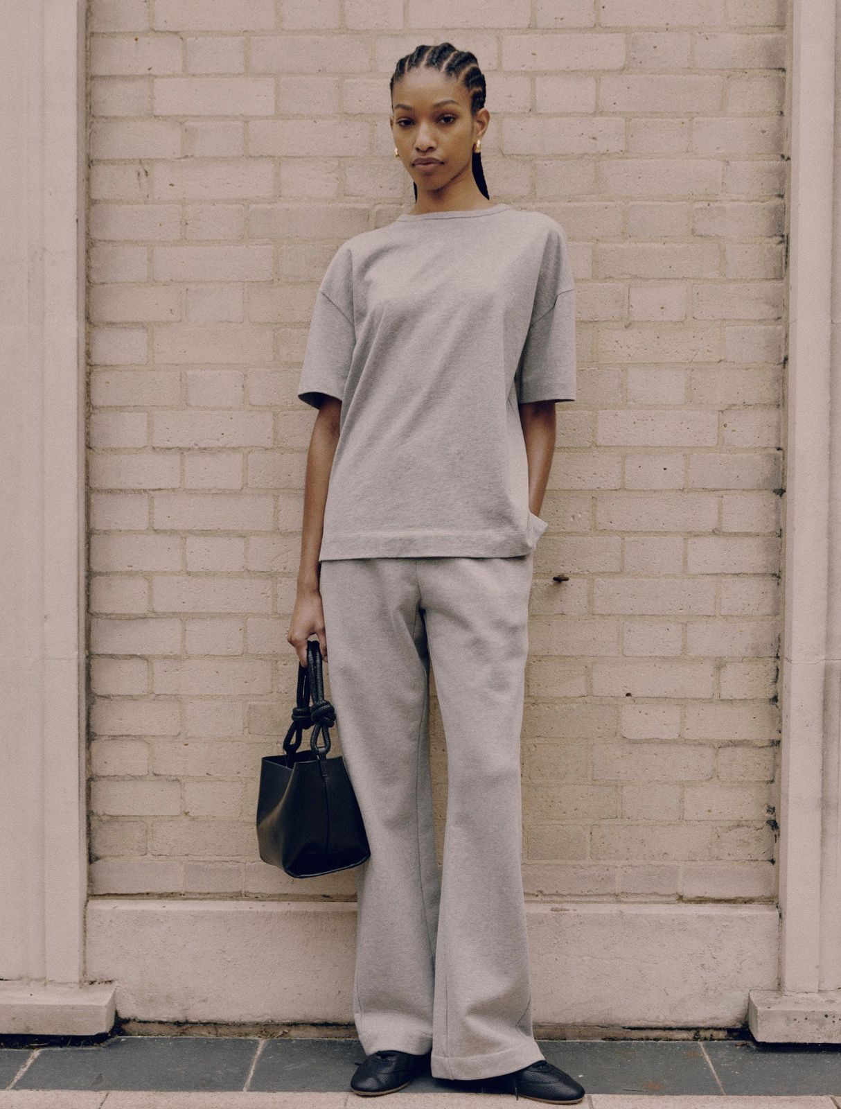 Straight Leg Sweatpant In Grey Marl
