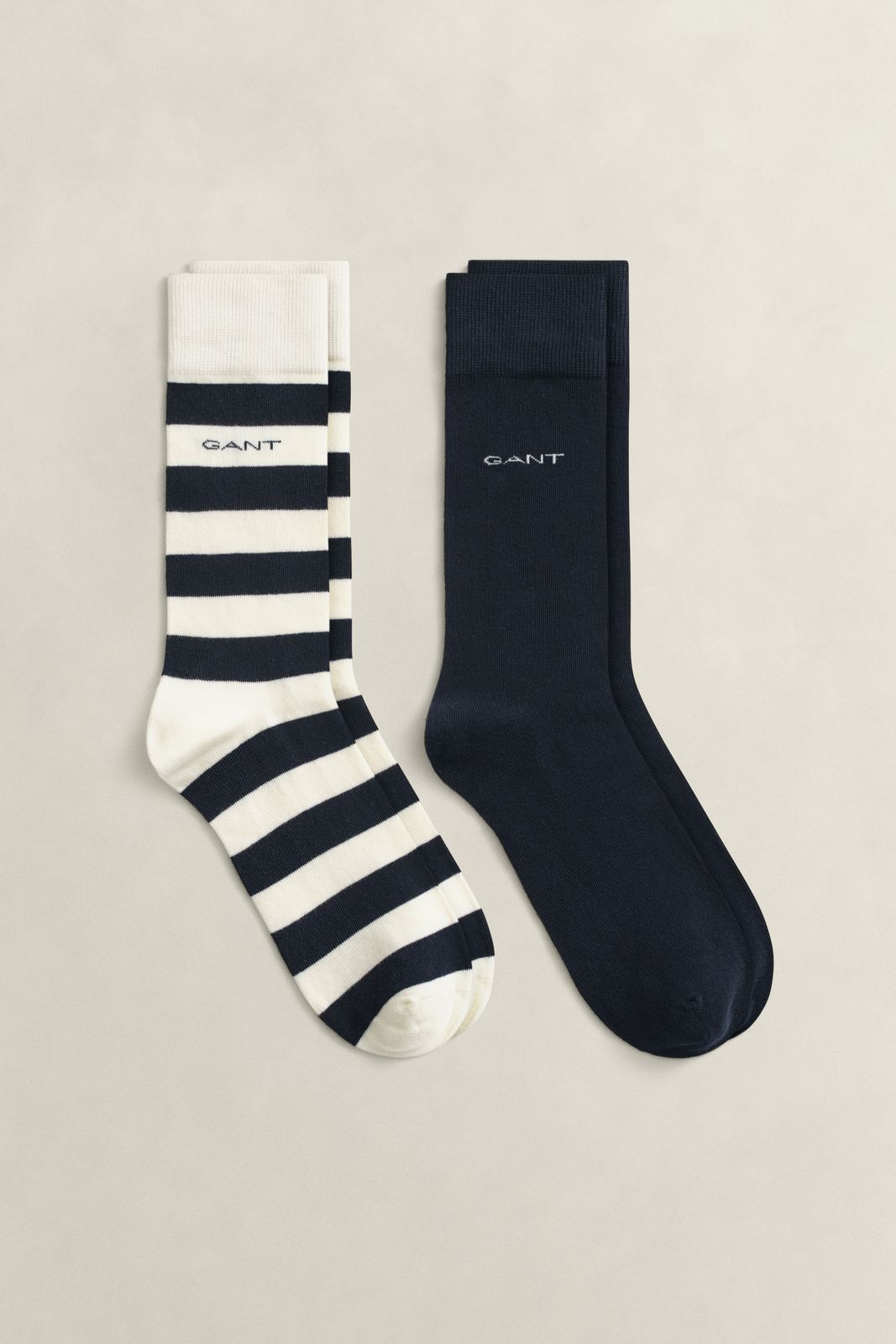 2-Pack Barstripe & Solid Socks - PLUMPED RED