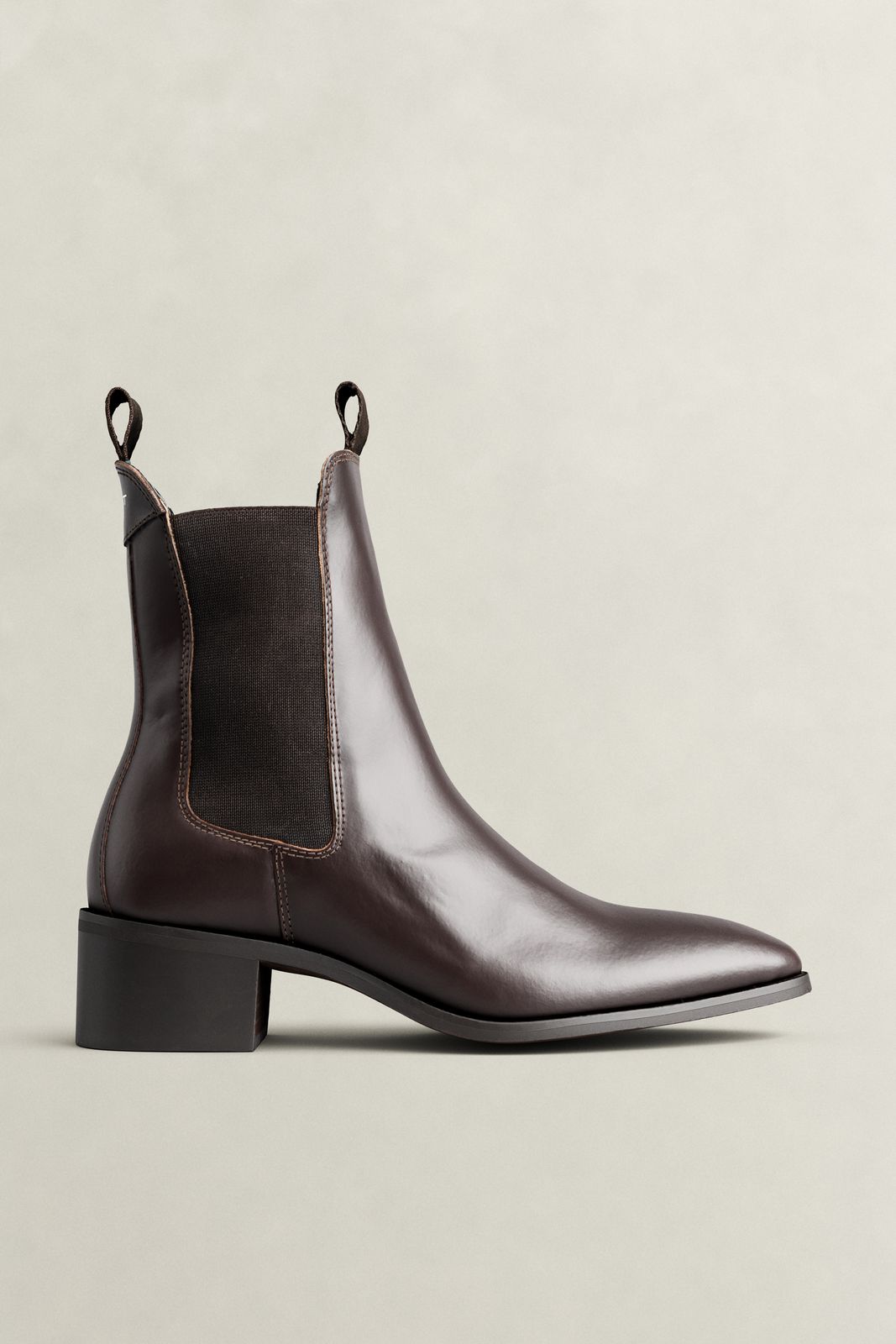 St Broomly Leather Chelsea Boots - BLACK