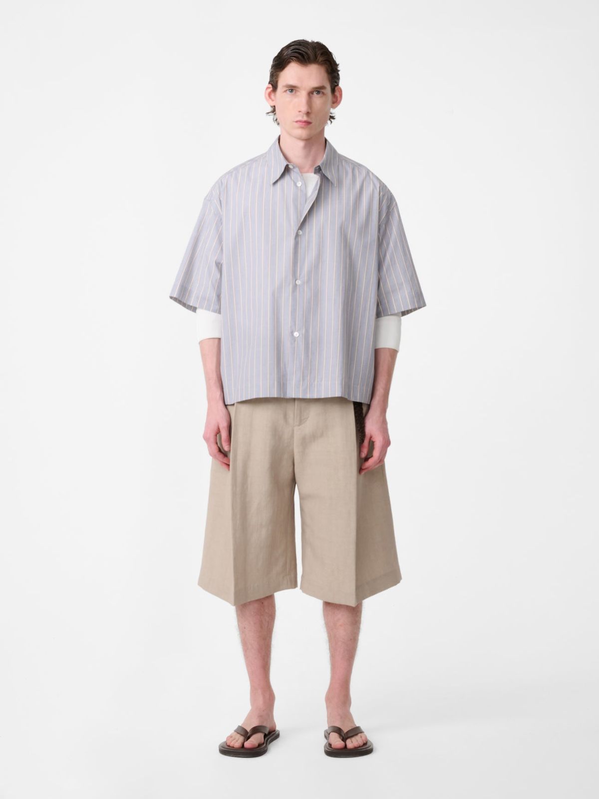 Fowld Linen Short in Sand