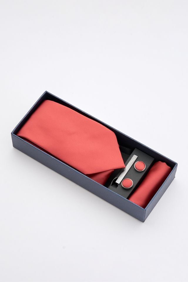 Red Classic Tie Set With Tie Bar & Cufflinks
