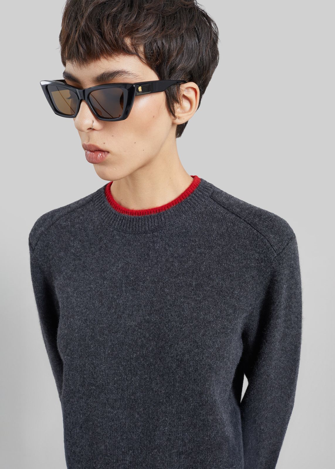 Loulou de Saison Otis Contrast Collar Sweater - Charcoal/Red