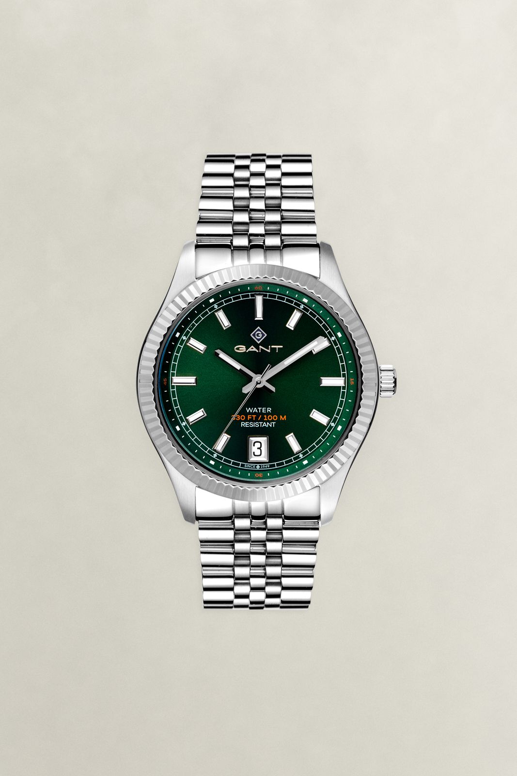 Sussex 44 Wristwatch - LAVISH GREEN