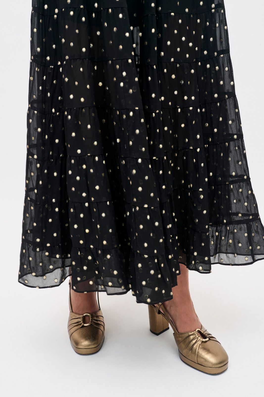 Moreen - Dark Gold