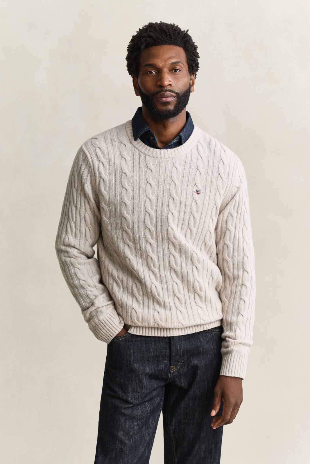 Lambswool Cable Knit Crew Neck Sweater - BLACK BROWN