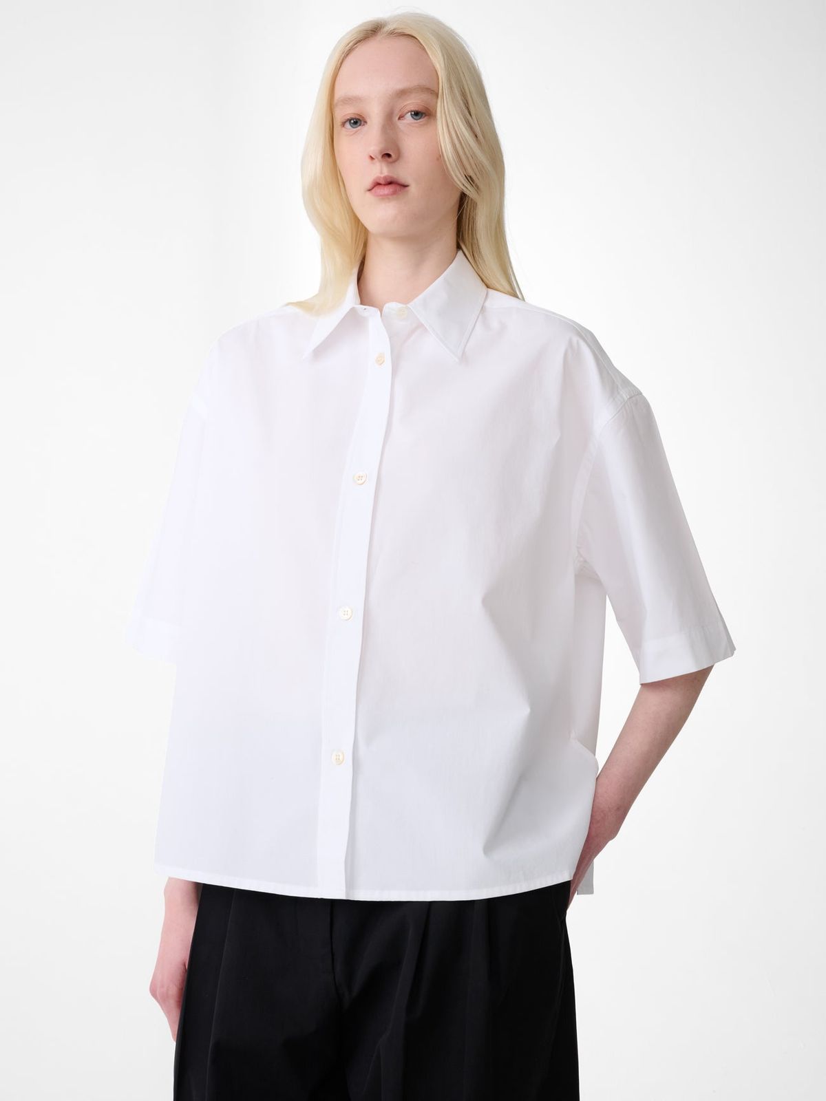 Tocoa Short Sleeve Shirt In White