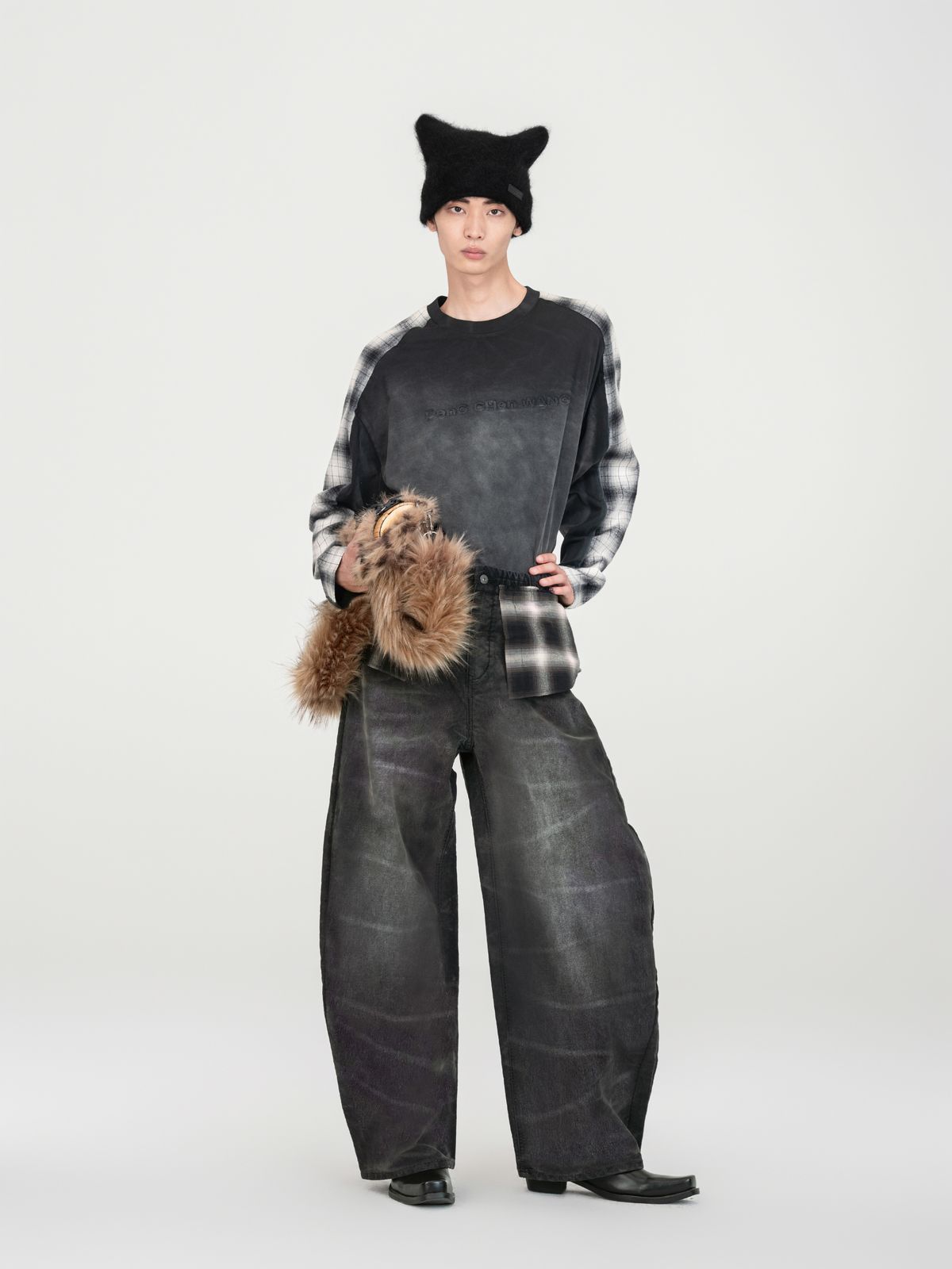 GRADIENT WASHED PATCHWORK LONG-SLEEVE T-SHIRT