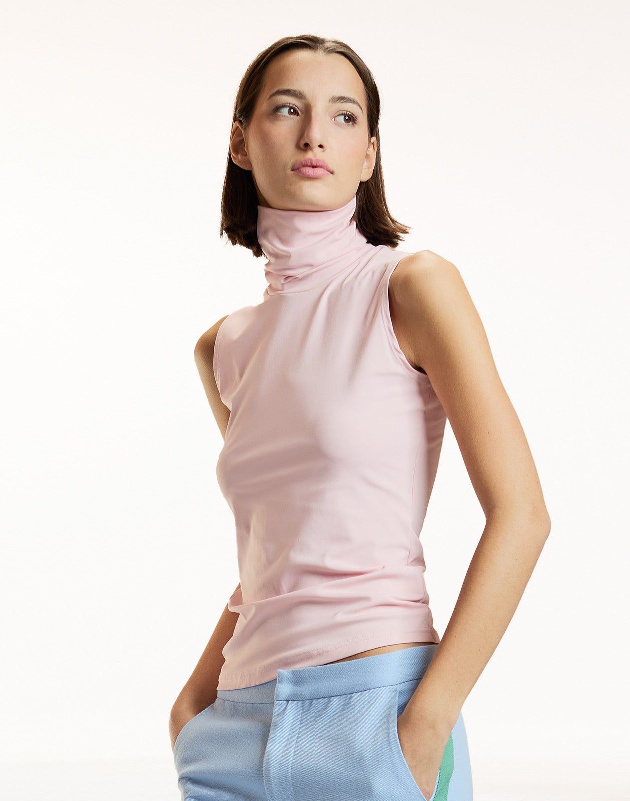 Sutton Sleeveless Turtleneck