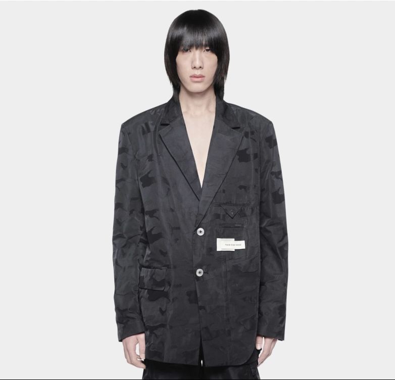 CAMOUFLAGE SUIT