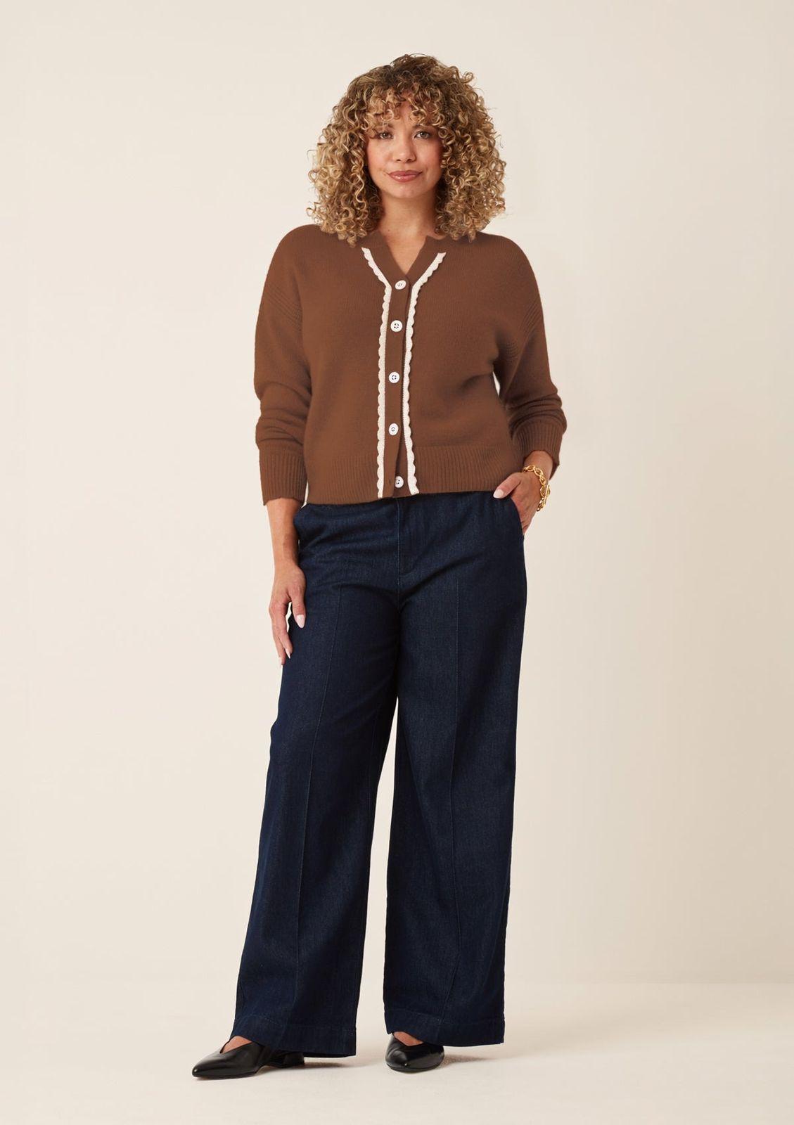 Shell Edge Cardigan In Palm Brown