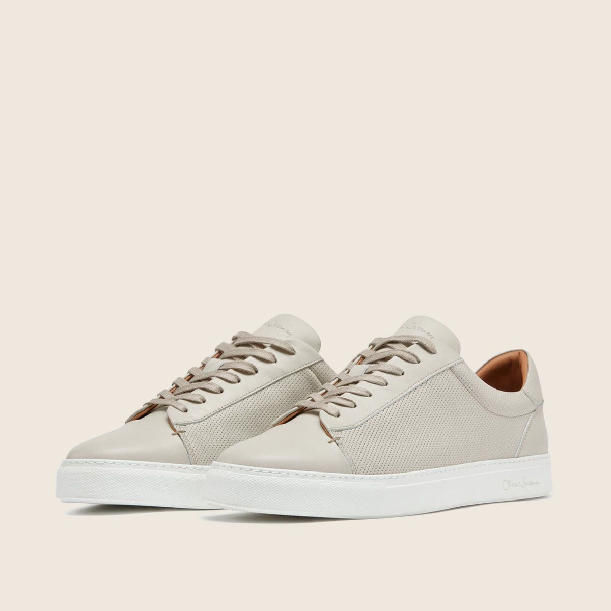 Almada Off White
