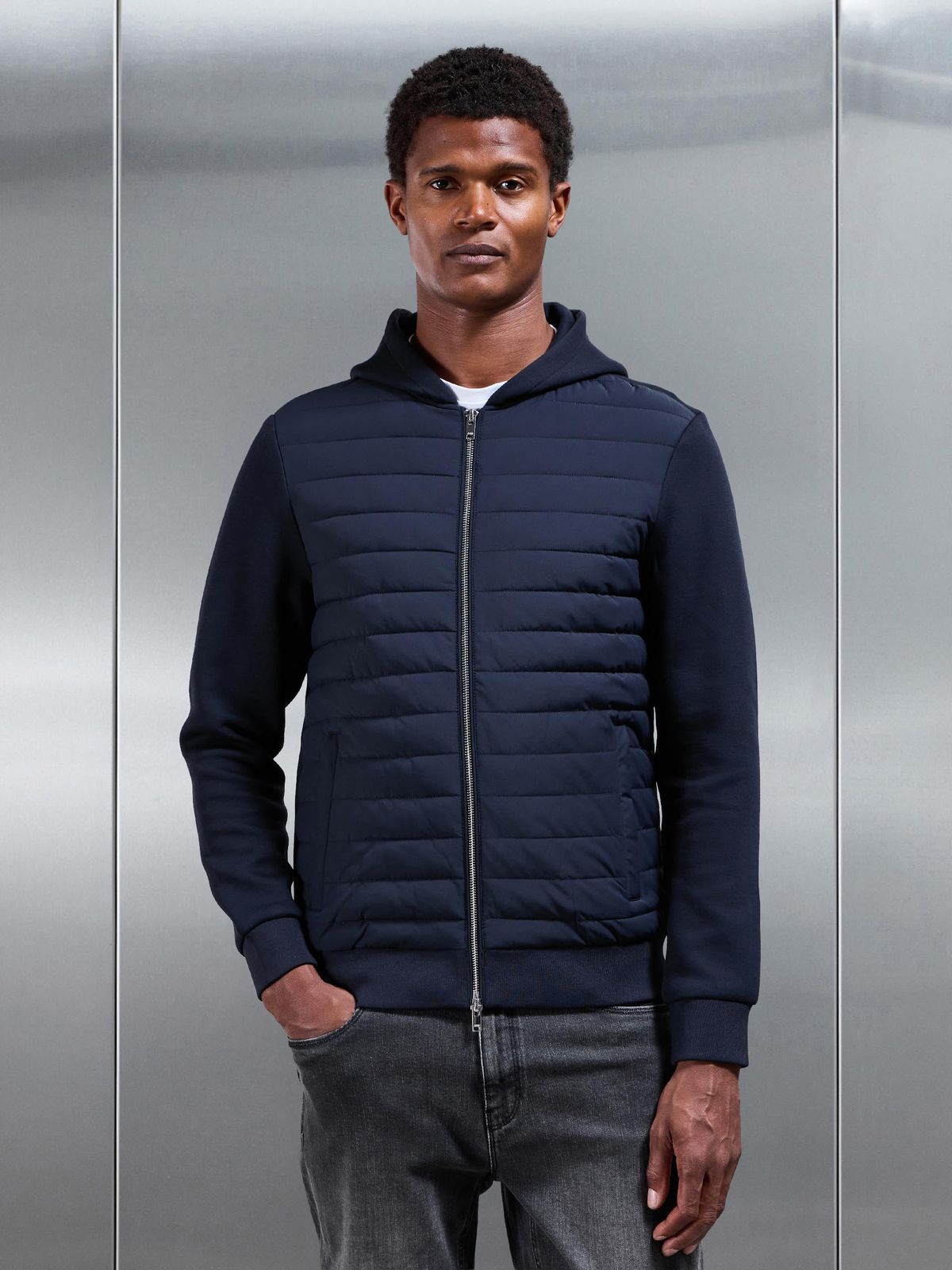 Hybrid Quilted Windbreaker in Navy