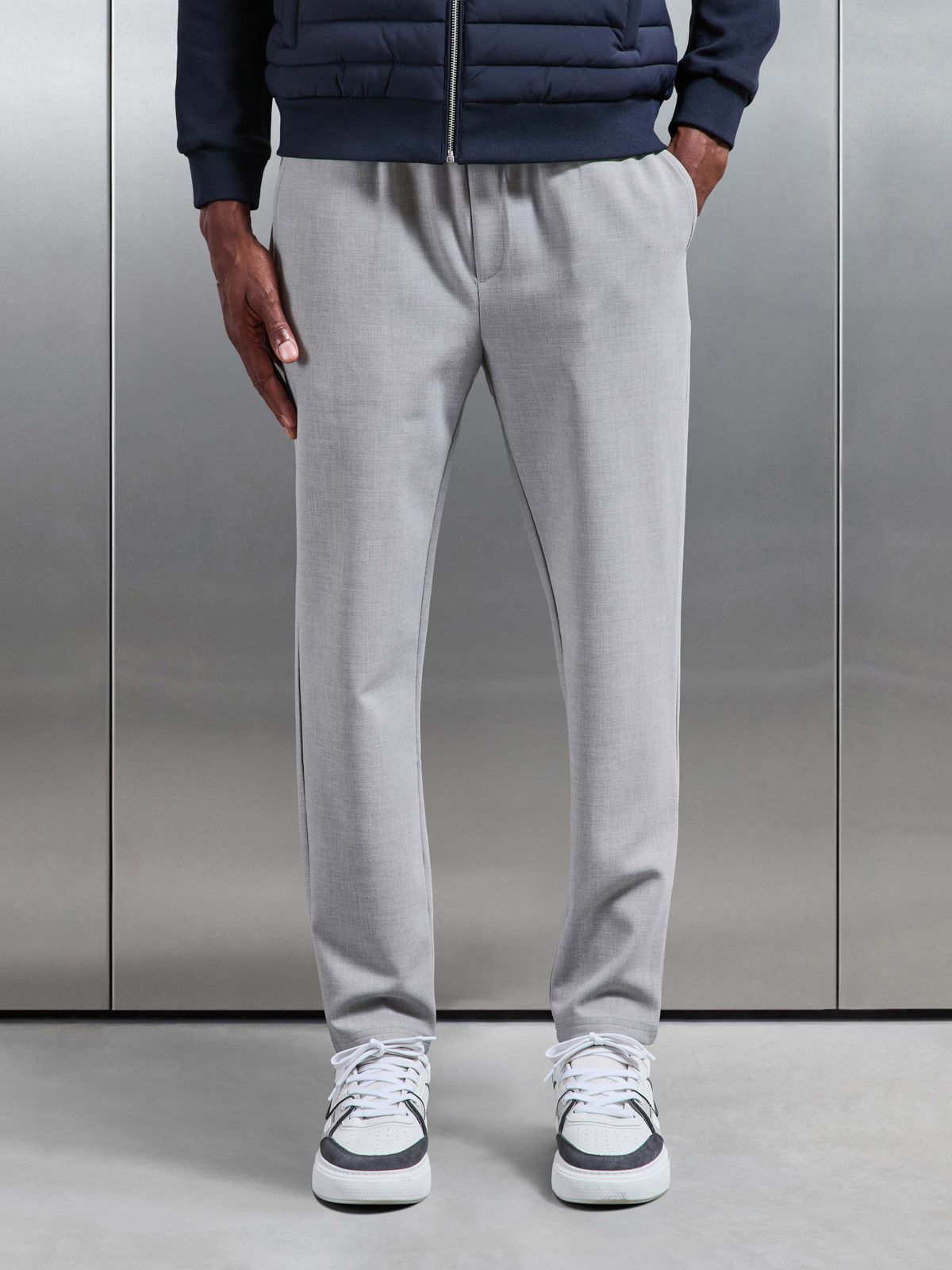 Smart Casual Jogger in Stone