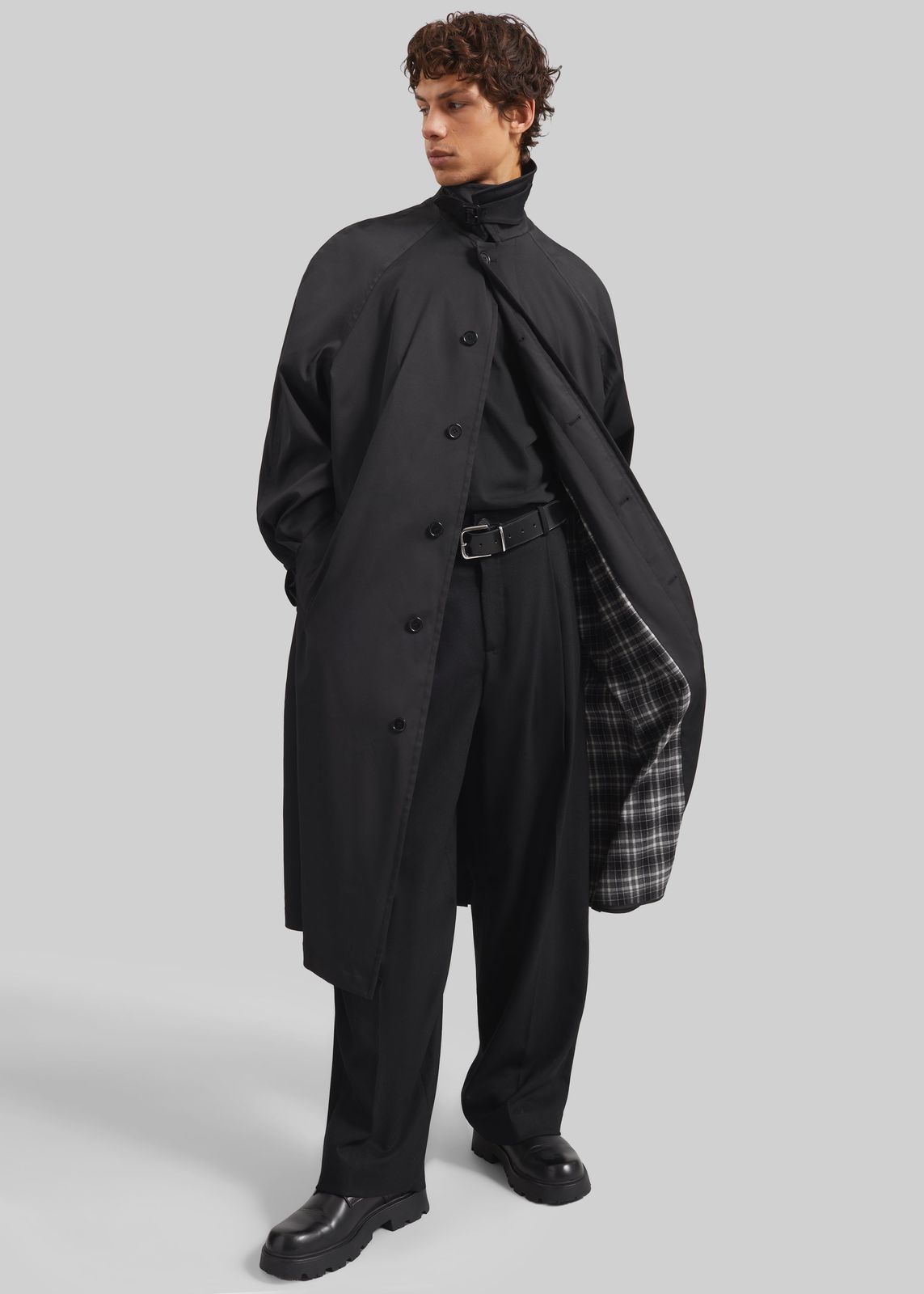 Nils Raglan Sleeve Trench Coat - Black