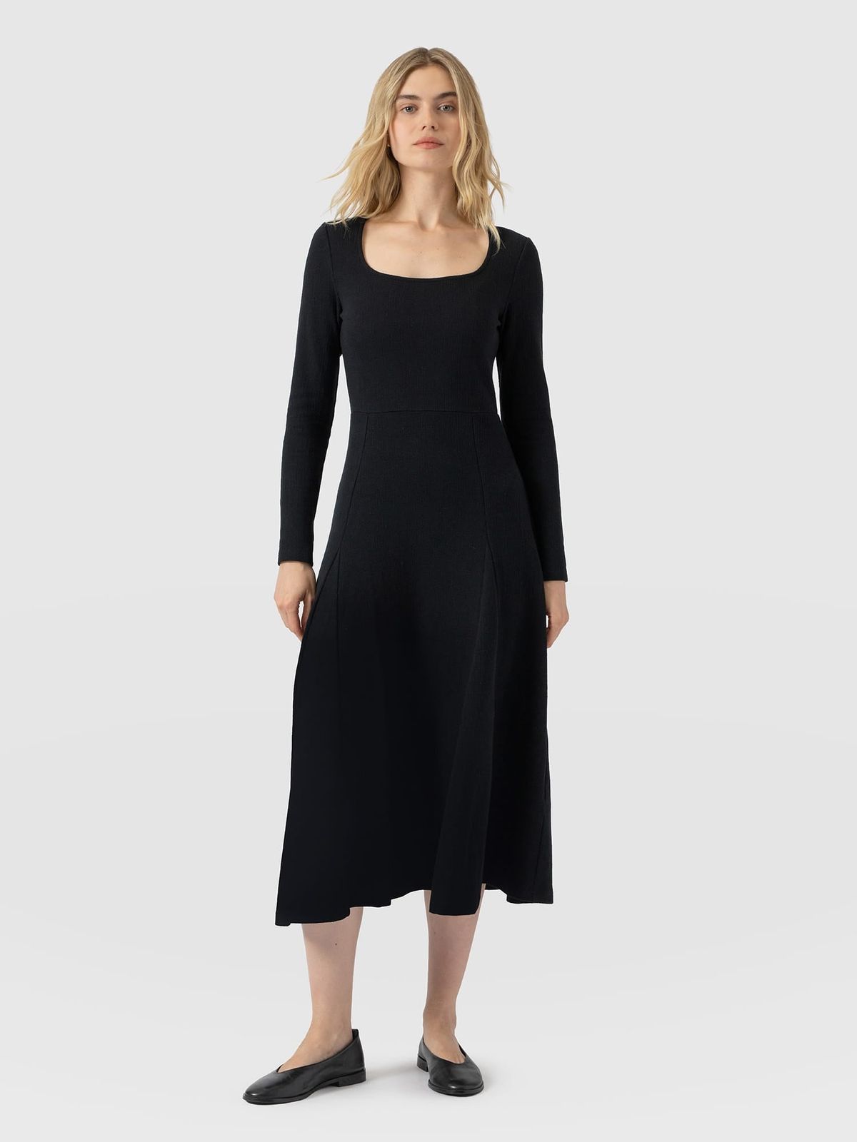 Akia Long Sleeve Dress - Black