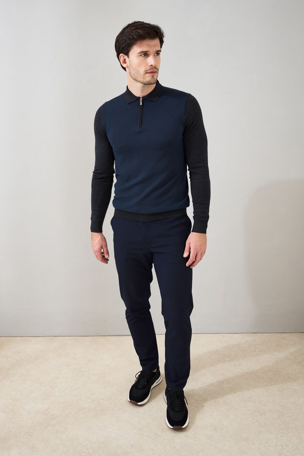 Micro Stitch 'pazzano' Polo In Charcoal/midnight Blue