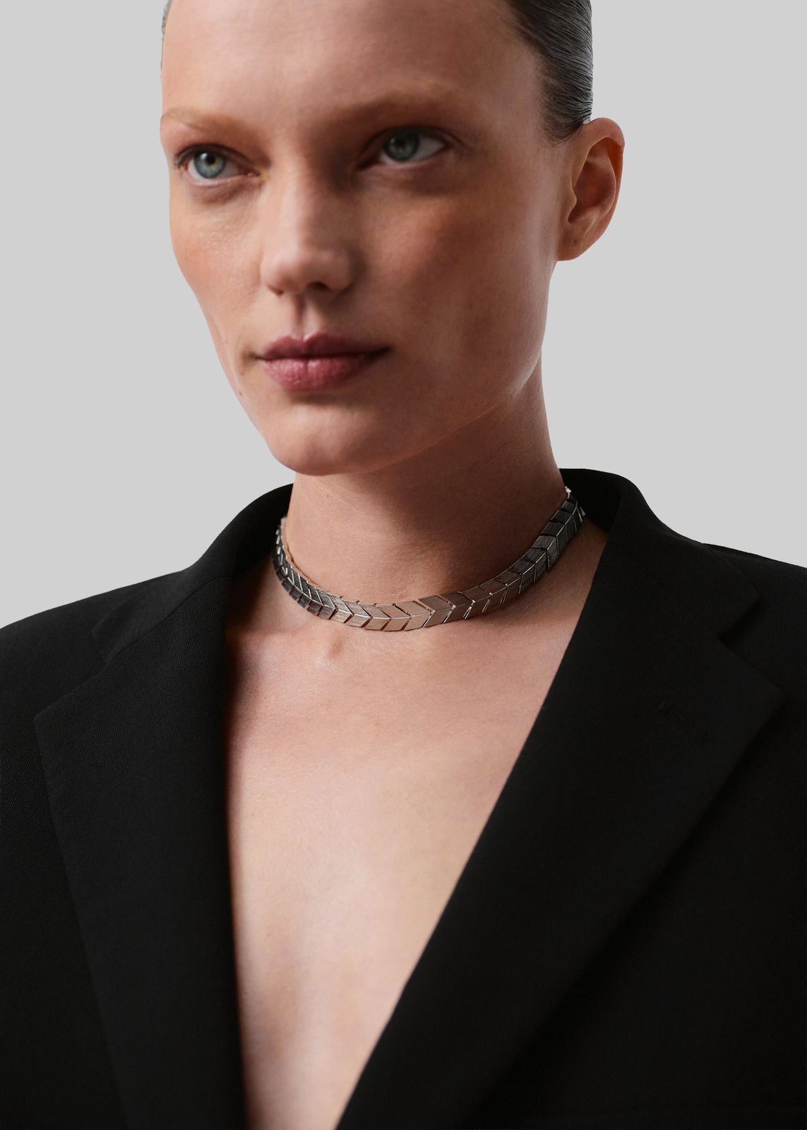 Bevza Flat Spikelet Choker - Silver