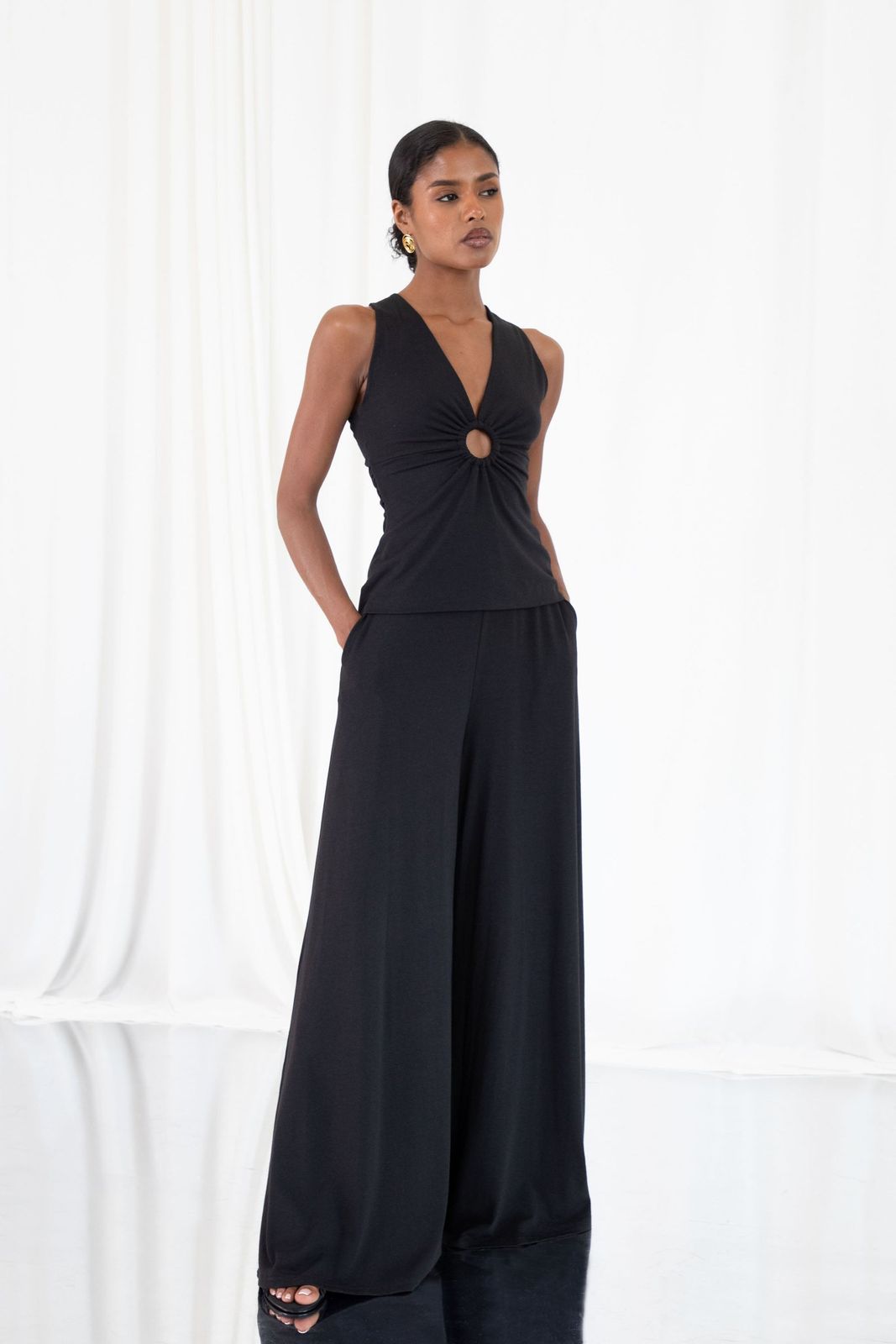 Float Wide Leg Trousers with Pockets