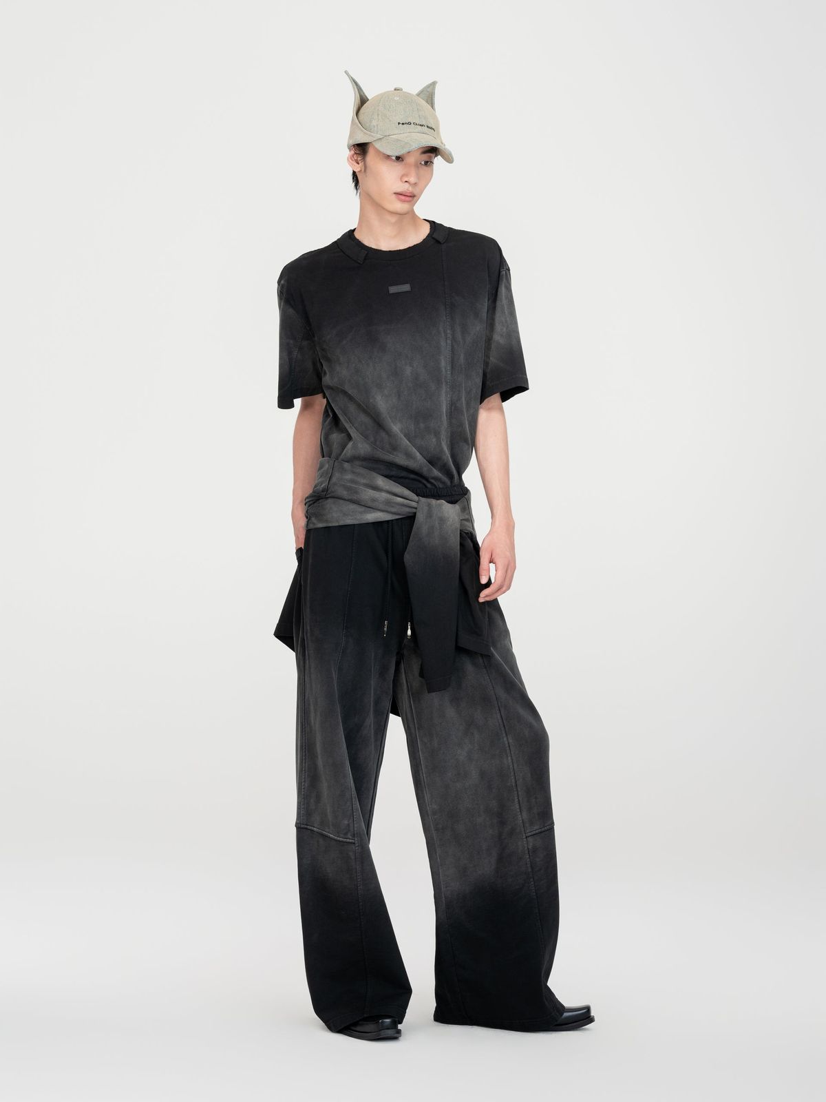 BLACK-GREY WASHED DYED PANTS