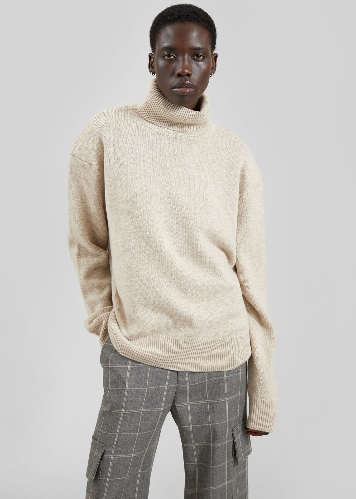 Gala Padded Knit Turtleneck - Light Beige