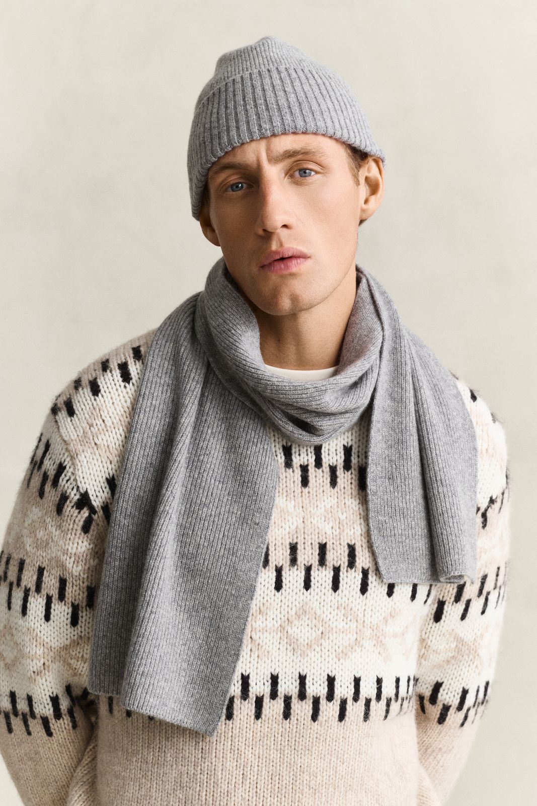 Cashmere Scarf & Beanie Gift Set - DARK GREY MELANGE