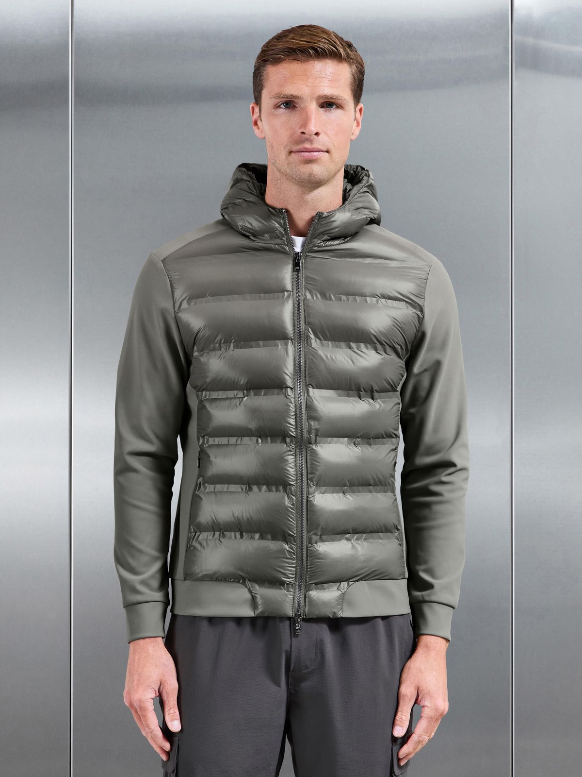 Hybrid Puffer Jacket in Olive