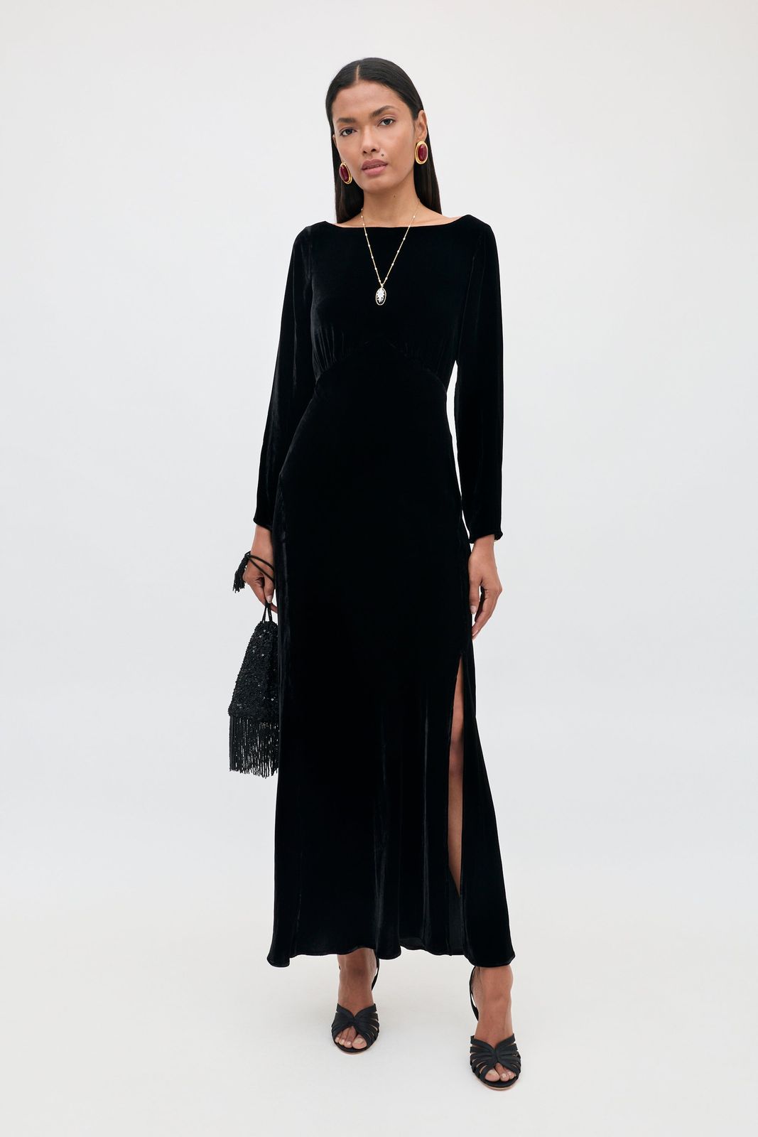 Devina  -  Black