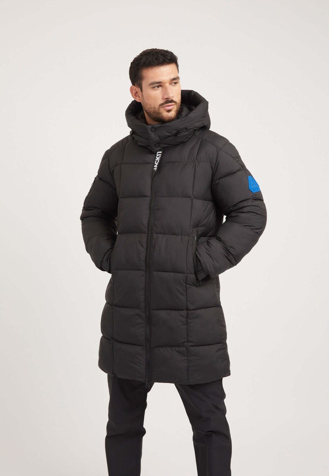 EZ Boxed Coat Matt Black