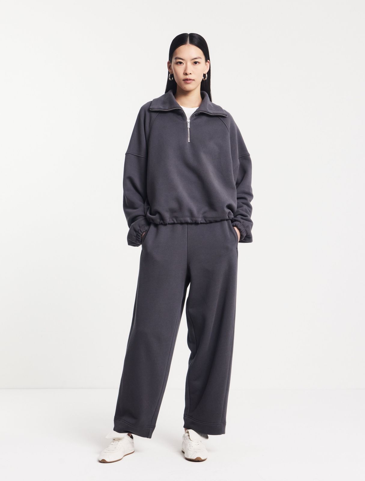 Ellery Barrel Leg Sweatpant In Magnet