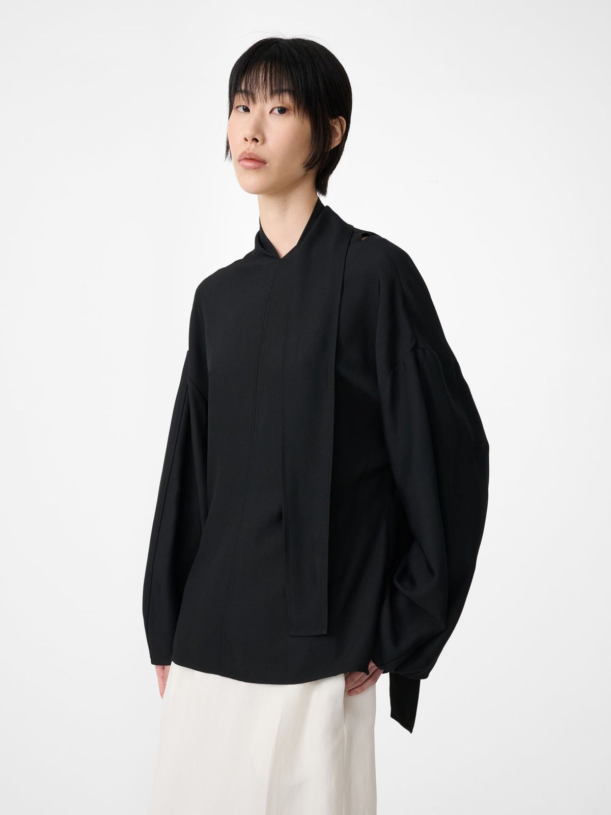 Loti Top In Black