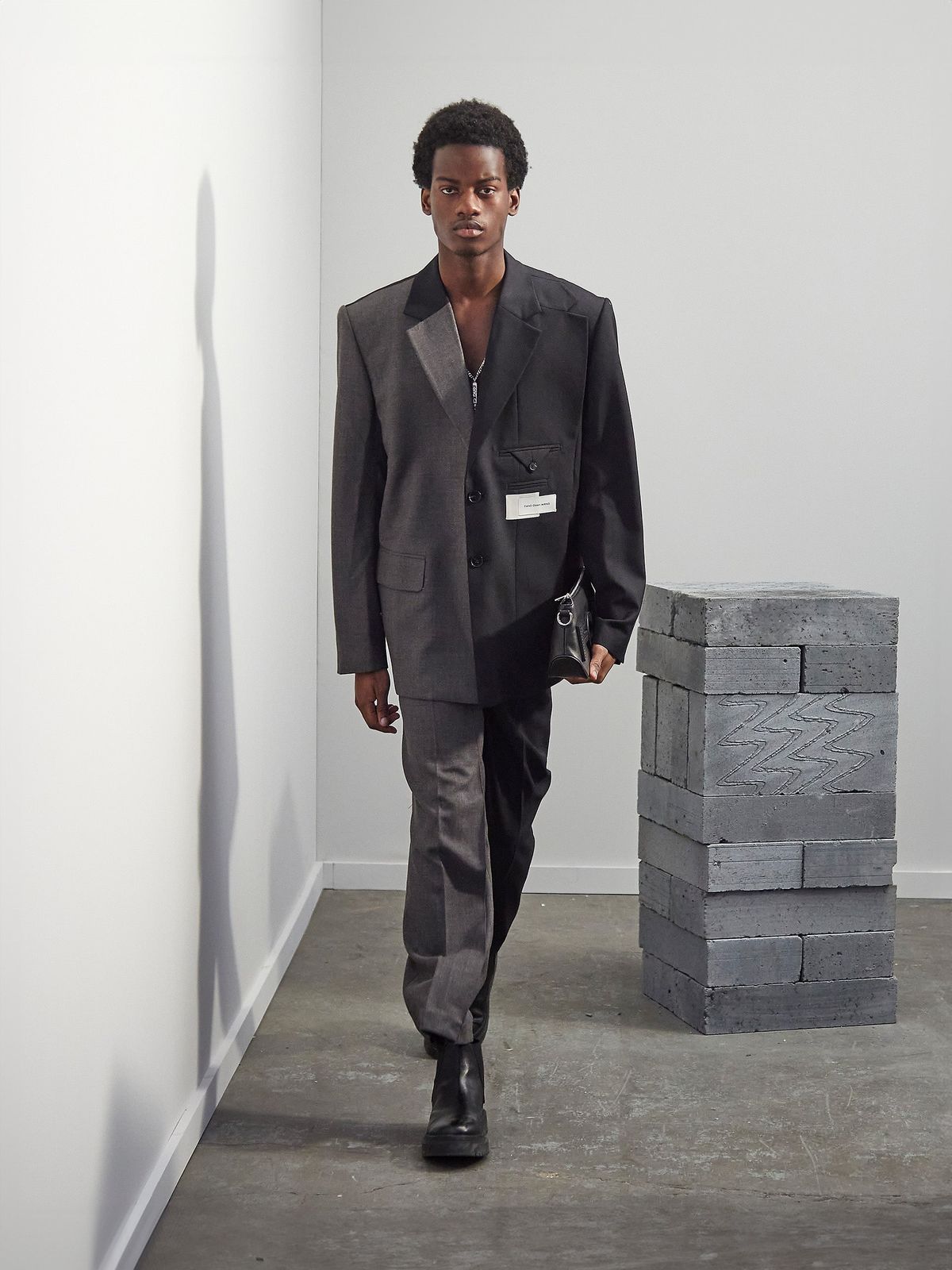 DECONSTRUCTED WOOL BLAZER