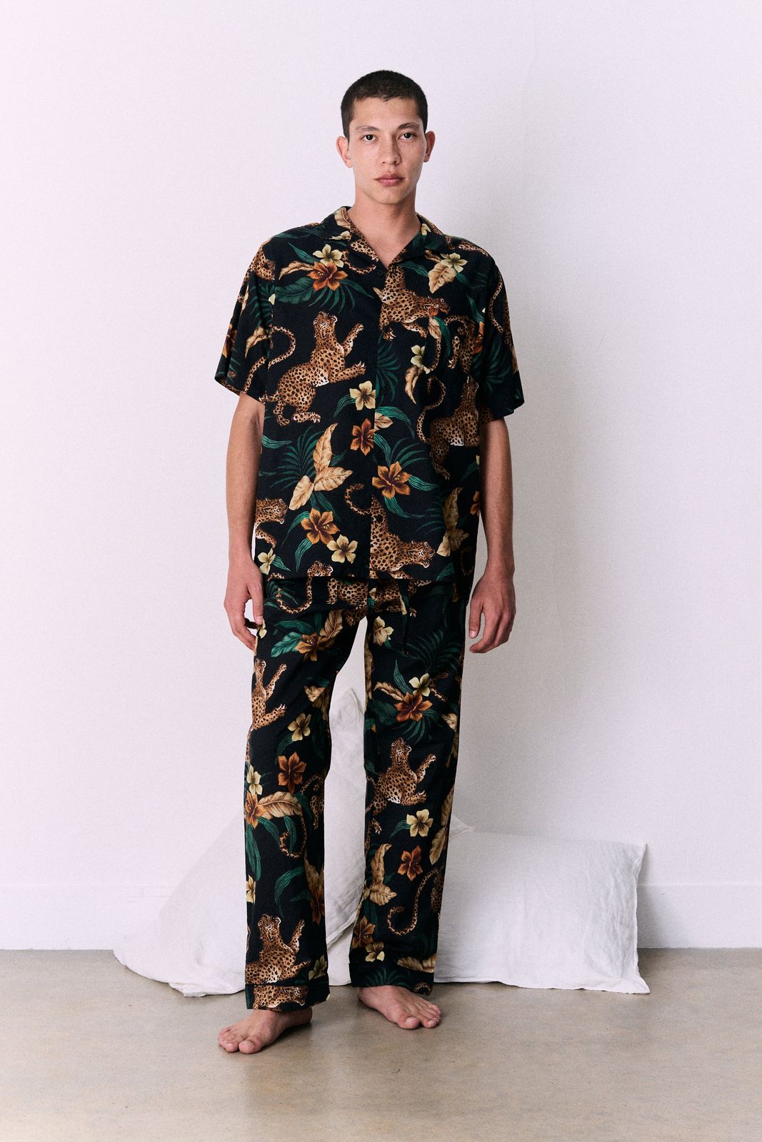 Men’s Cuban Long Pyjama Set Soleia Leopard Print Black/yellow