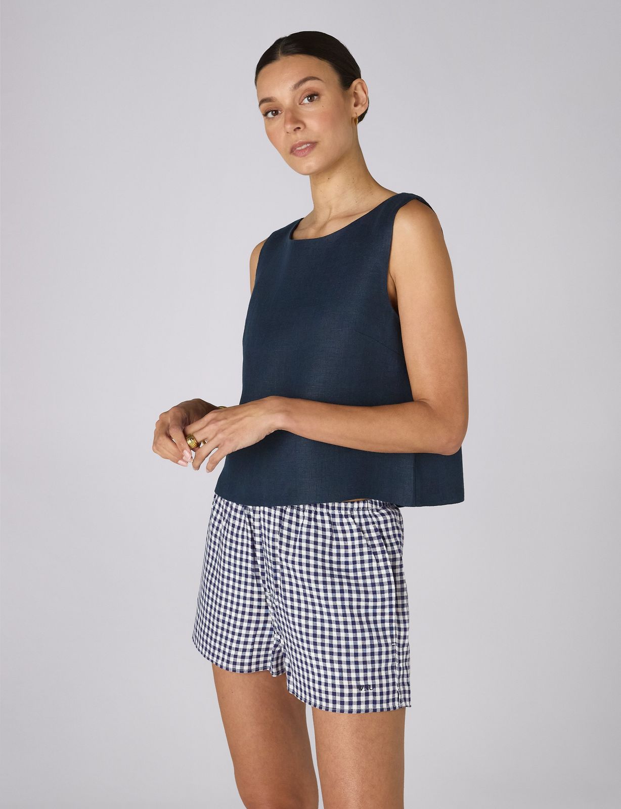 Court Short: Linen, Navy Gingham