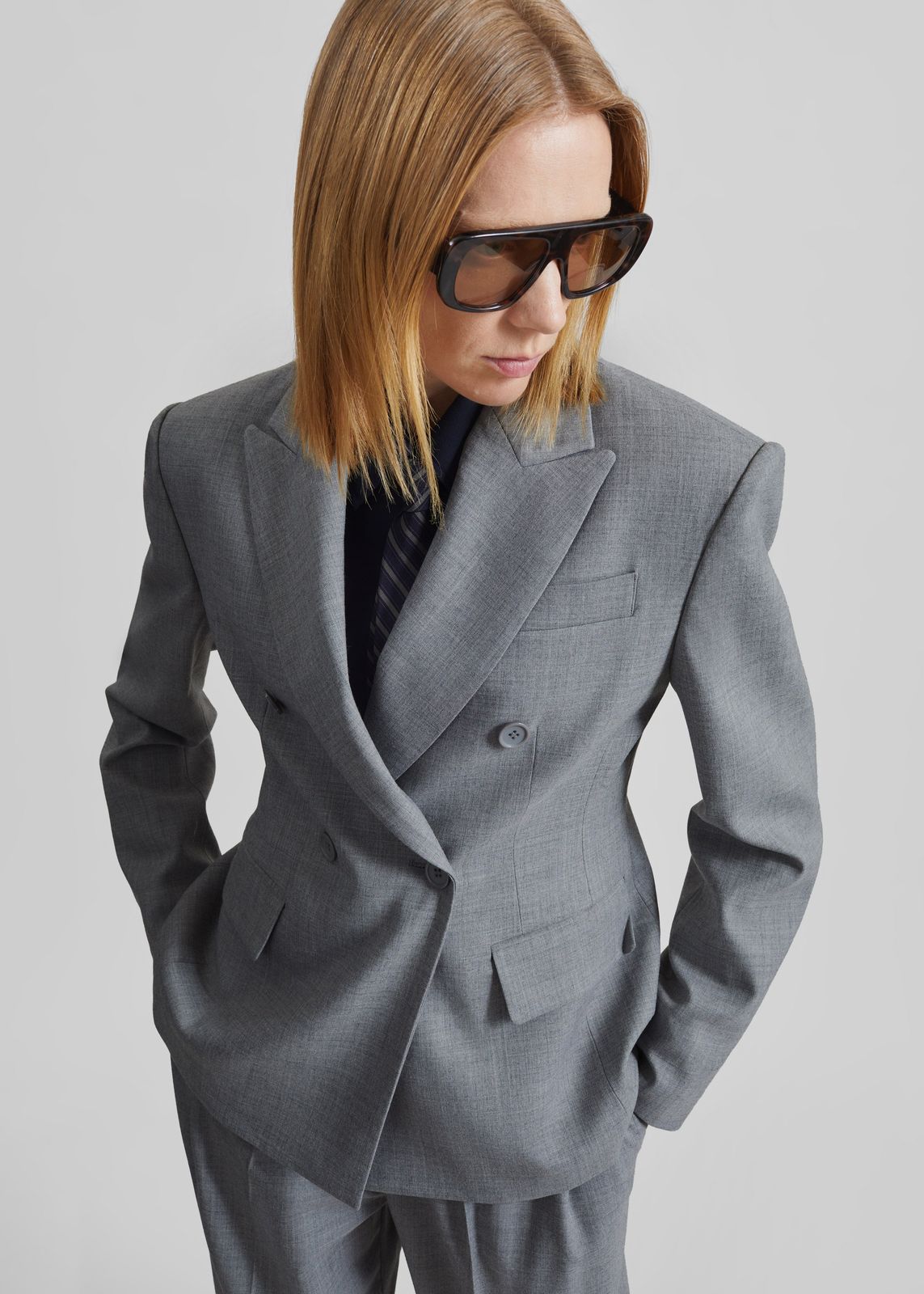 Doyer Cinched Blazer - Light Grey